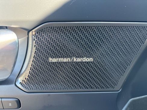 Certified 2023 Volvo XC40 B5 Plus w/ Driver Assist Package image 16