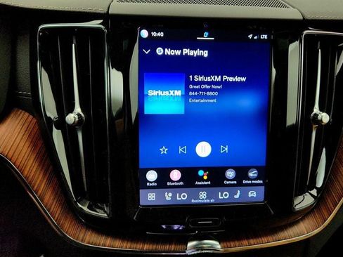Used 2025 Volvo XC60 B5 Ultra w/ Protection Package Premier AWD/4WD image 17