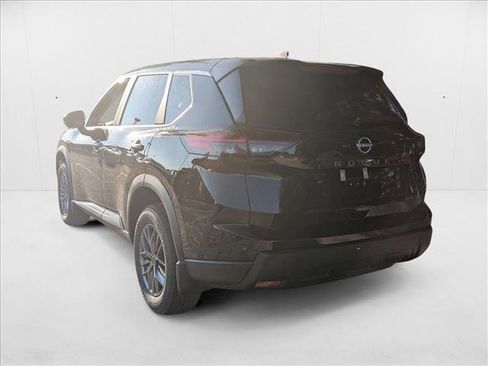 New 2026 Nissan Rogue S image 8
