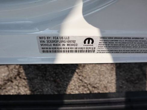 Used 2024 RAM 3500 Limited image 27