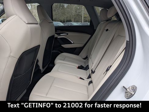 Certified 2025 Audi Q5 Premium Plus image 19