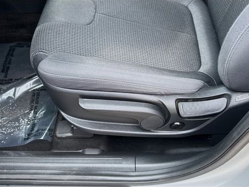 Used 2021 Hyundai Santa Fe SE w/ Cargo Package image 15