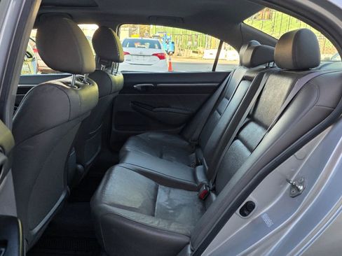 Used 2010 Honda Civic EX-L image 11