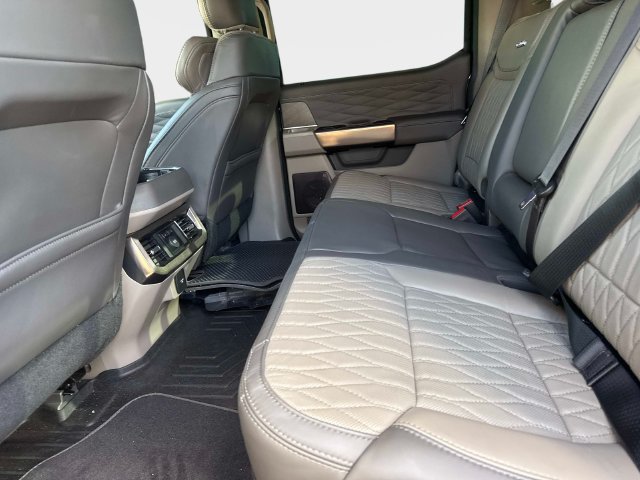 Used 2026 Ford F450 Platinum w/ Platinum Plus Package AWD/4WD image 12