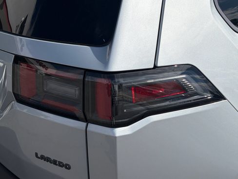 New 2026 Jeep Cherokee Laredo AWD/4WD image 28