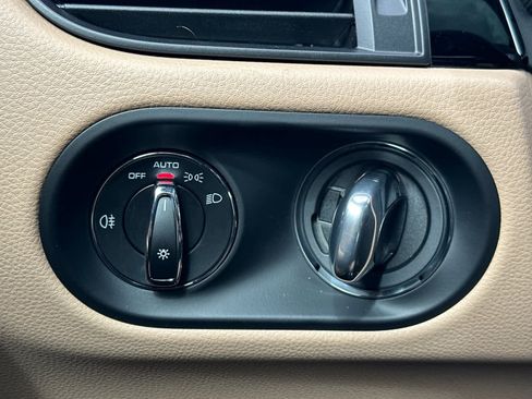 New 2026 Porsche Macan image 29