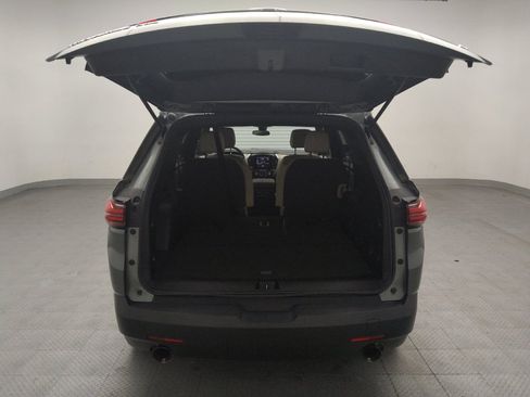 Used 2023 Chevrolet Traverse LT w/ LPO, Floor Liner Package AWD/4WD image 29