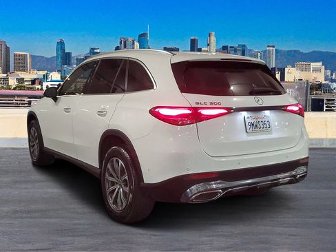 Used 2024 Mercedes-Benz GLC 300 image 5