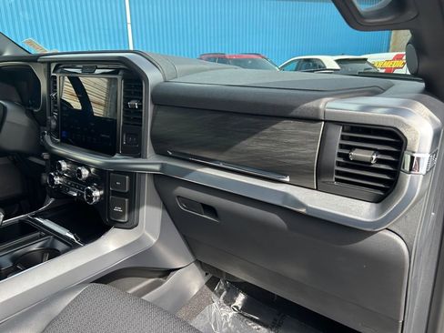 Used 2025 Ford F150 Lariat w/ Equipment Group 502A High AWD/4WD image 27
