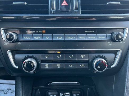 Used 2020 Kia Optima LX image 19