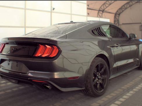 Used 2019 Ford Mustang Coupe w/ Equipment Group 101A RWD image 5