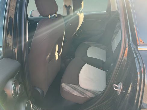 Used 2015 MINI Cooper S image 8