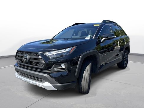 Used 2022 Toyota RAV4 Adventure AWD/4WD image 2