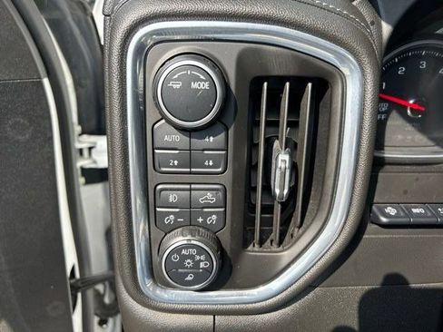 Used 2021 Chevrolet Silverado 1500 LTZ w/ Technology Package AWD/4WD image 21