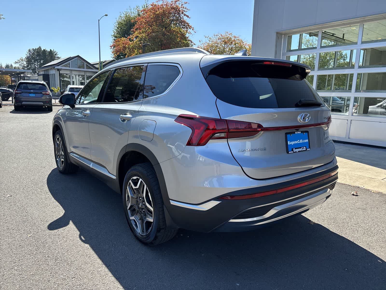 Used 2023 Hyundai Santa Fe Limited AWD/4WD image 3
