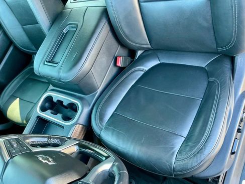 Used 2019 Chevrolet Silverado 1500 LT Trail Boss image 41