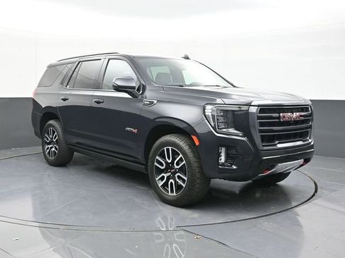Used 2023 GMC Yukon AT4 w/ Technology Package image 22