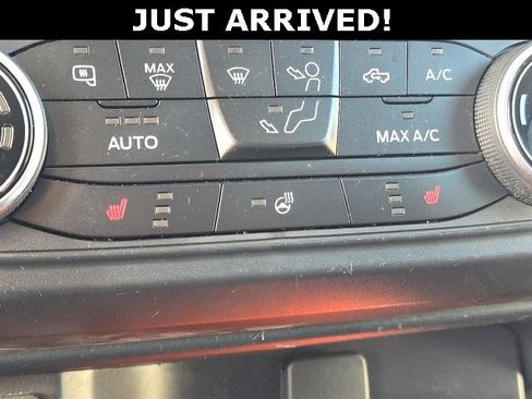 Used 2022 Ford Maverick XLT w/ XLT Luxury Package image 17