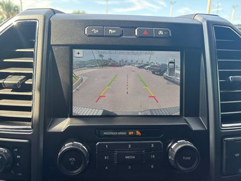 Used 2018 Ford F150 XLT w/ Equipment Group 302A Luxury AWD/4WD image 33