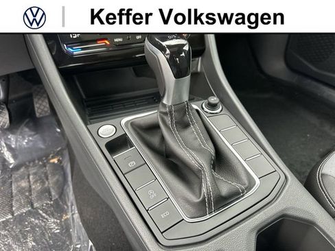 New 2026 Volkswagen Jetta SE FWD image 20