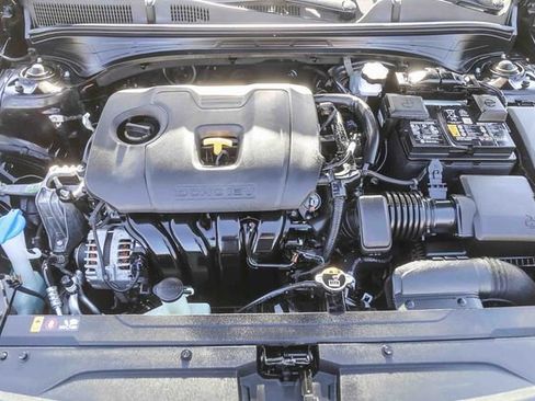 Used 2023 Kia Forte GT-Line w/ GT-Line Technology Package image 28