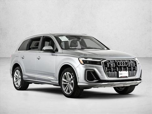 Used 2025 Audi Q7 3.0T Premium Plus AWD/4WD image 3