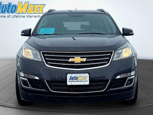 Used 2017 Chevrolet Traverse LT w/ Style and Technology Package AWD/4WD image 2