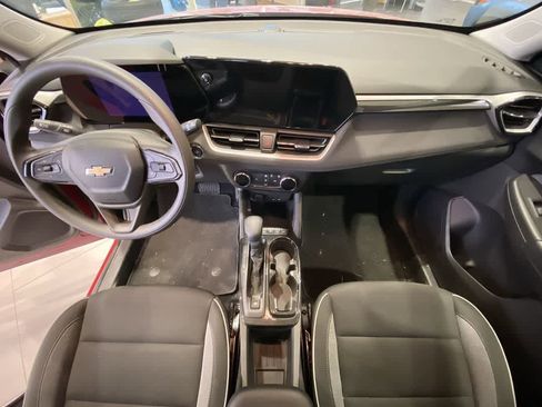 Used 2026 Chevrolet TrailBlazer LS AWD/4WD image 22