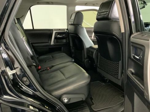 Used 2016 Toyota 4Runner Limited AWD/4WD image 29