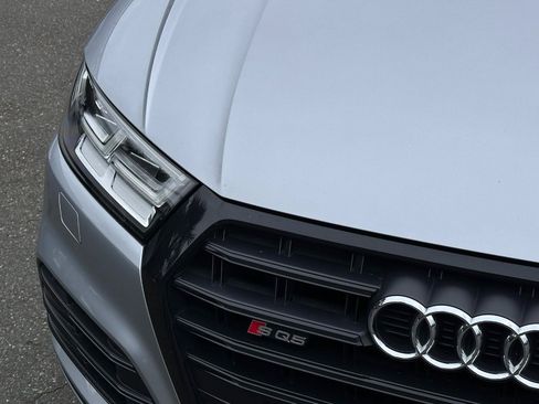Used 2020 Audi SQ5 Premium Plus w/ Premium Plus Package AWD/4WD image 25