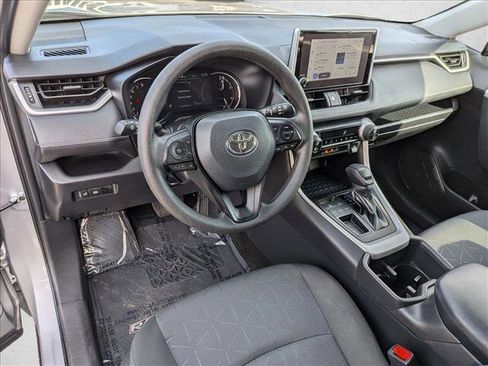 Used 2024 Toyota RAV4 XLE FWD image 10