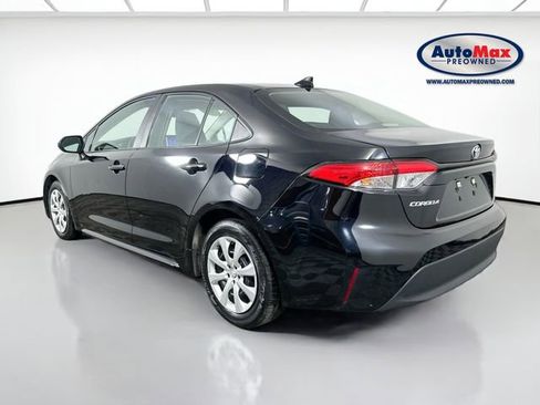 Used 2024 Toyota Corolla LE FWD image 5
