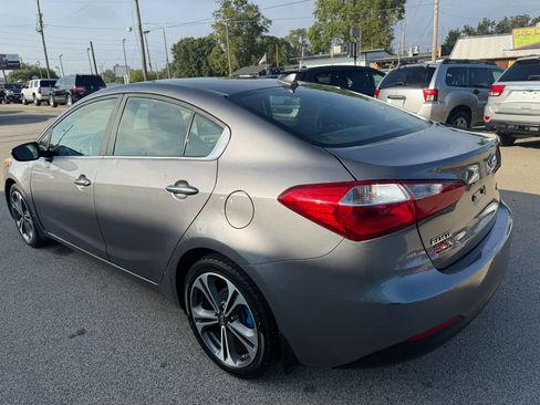 Used 2016 Kia Forte EX image 6