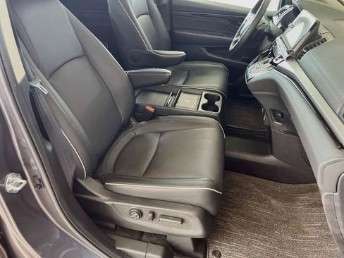 Used 2025 Honda Odyssey Touring image 32