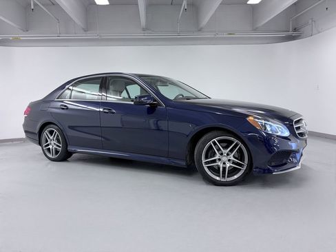 Used 2016 Mercedes-Benz E 350 4MATIC Sedan image 8