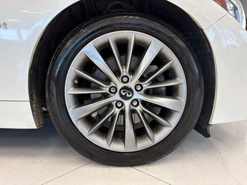 Used 2019 INFINITI Q50 Luxe w/ Essential Package (3.0T Luxe) image 39