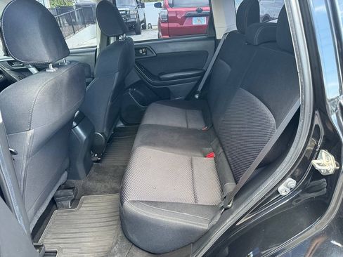 Used 2017 Subaru Forester 2.5i AWD/4WD image 15