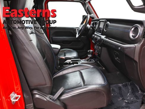 Used 2022 Jeep Wrangler Unlimited Rubicon 4xe AWD/4WD image 25