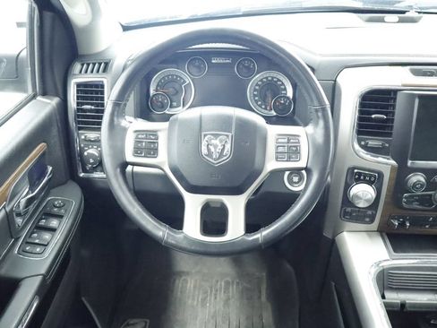Used 2017 RAM 1500 Laramie w/ Convenience Group AWD/4WD image 21