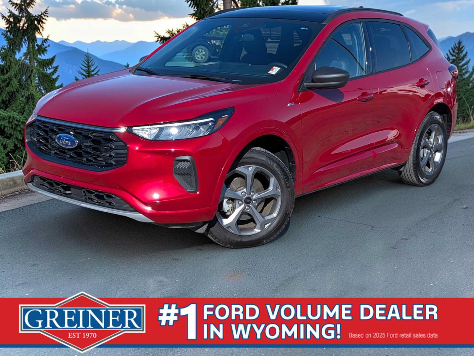 Used 2024 Ford Escape ST-Line w/ Tech Pack #1 AWD/4WD image 1