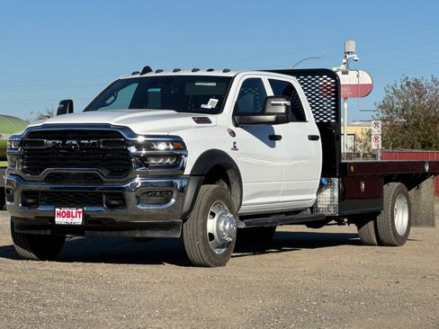 New 2026 RAM 5500 Tradesman w/ Chrome Appearance Group image 7