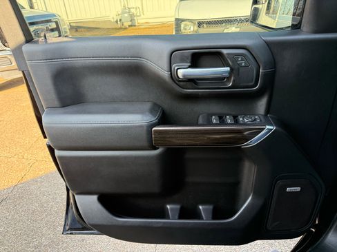 Used 2019 Chevrolet Silverado 1500 RST w/ All-Star Edition image 16