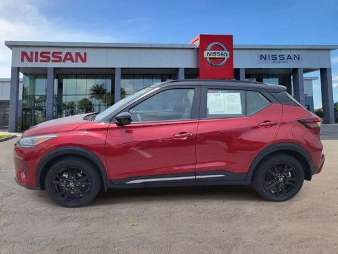 Certified 2023 Nissan Kicks SR w/ SR Premium Package FWD image 8