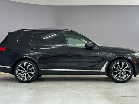 Certified 2022 BMW X7 xDrive40i w/ Premium Package AWD/4WD image 7