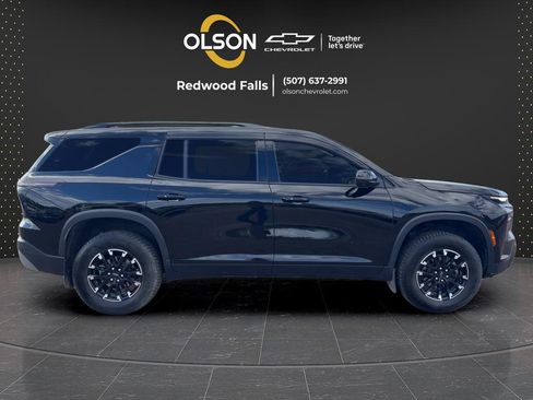 Used 2024 Chevrolet Traverse Z71 AWD/4WD image 6