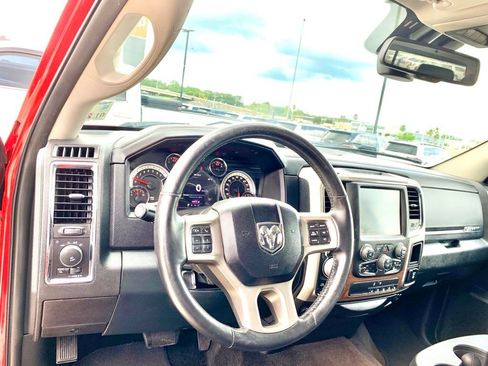 Used 2017 RAM 1500 Laramie AWD/4WD image 13