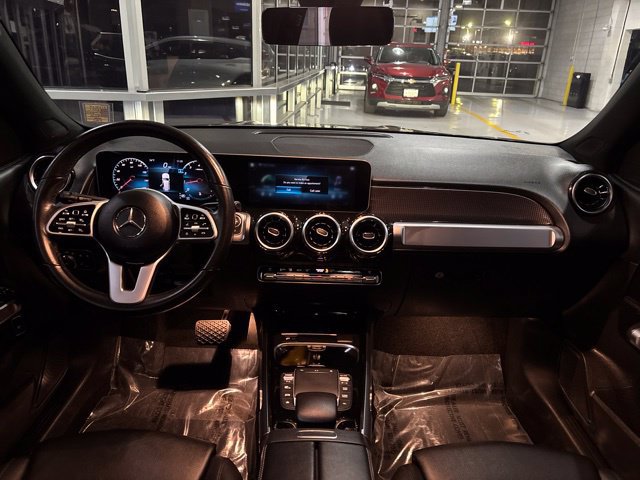 Used 2021 Mercedes-Benz GLB 250 4MATIC image 10