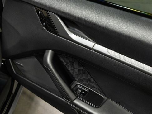 Used 2020 Porsche 911 Carrera RWD image 60