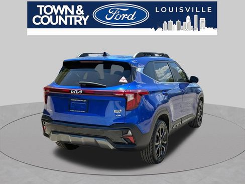 Used 2024 Kia Seltos X-Line AWD/4WD image 3