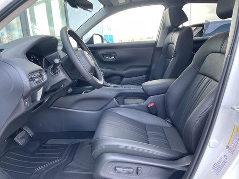 New 2026 Honda HR-V EX-L image 9
